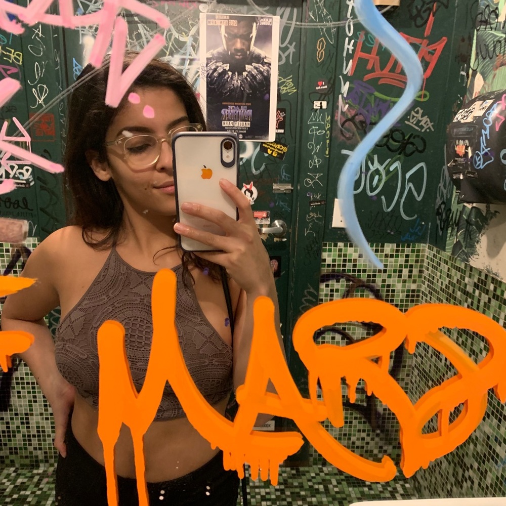 Meet your Posher, Alice